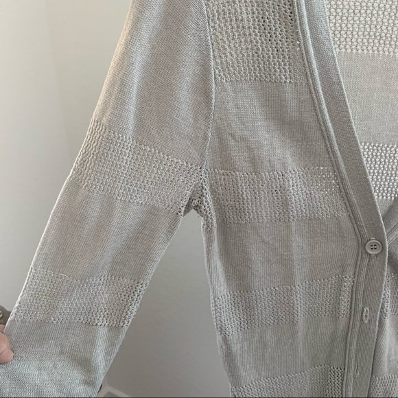 T/O Sweaters Gray Cardigan L - Picture 2 of 3